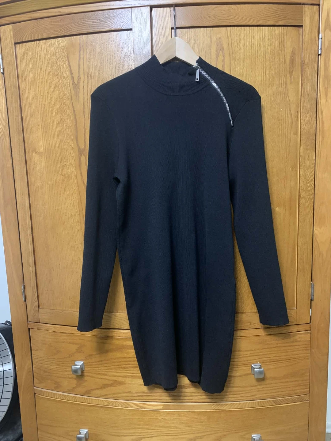 Cable & Gauge Black Knit Dress with Zipper Detail
