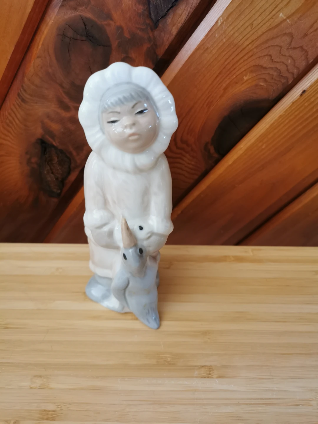 Vintage Inuit Figurine with Penguin and Fish - photo 2