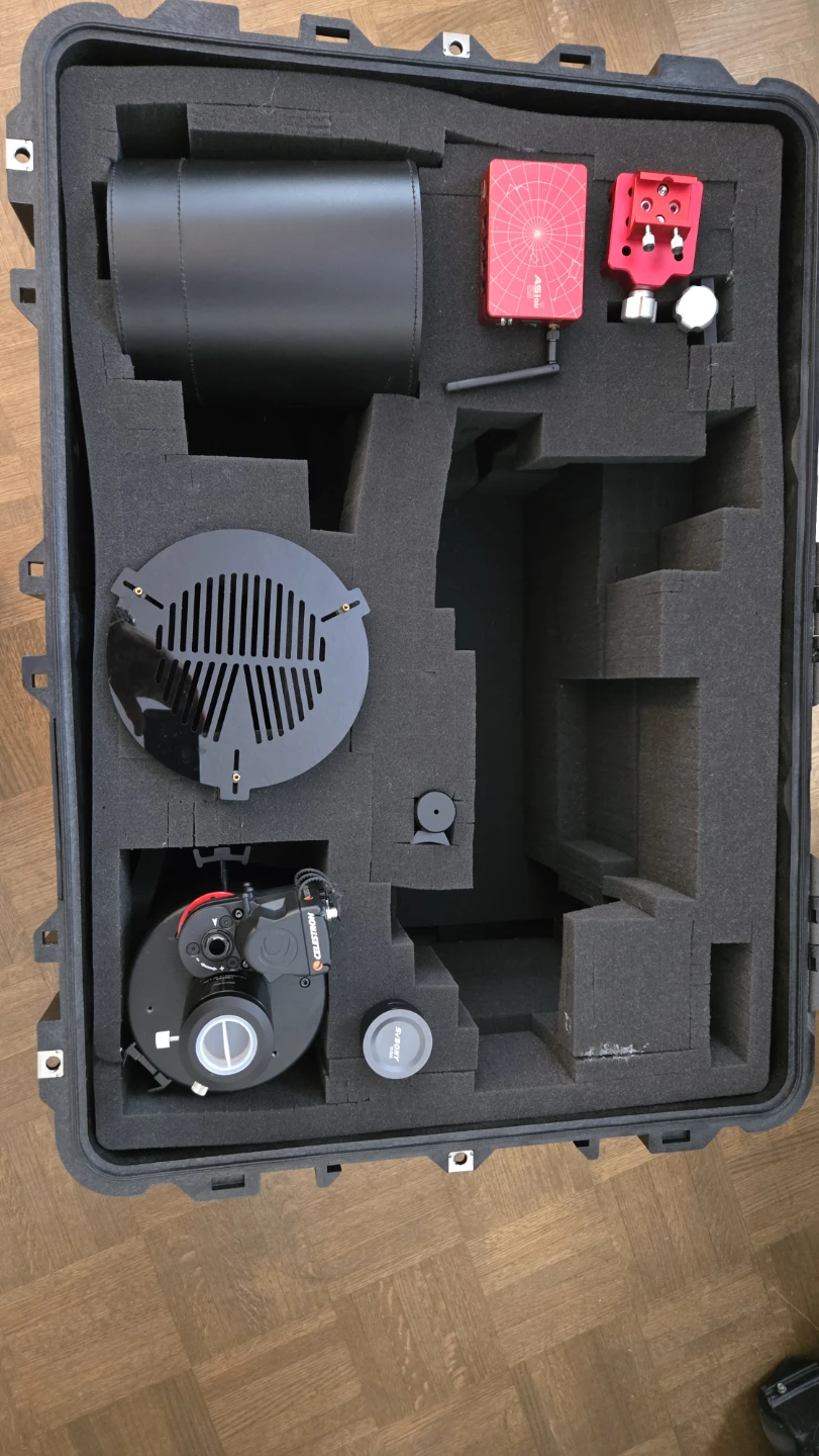 Ioptron Telescope in a Pelicon case with Accessories.