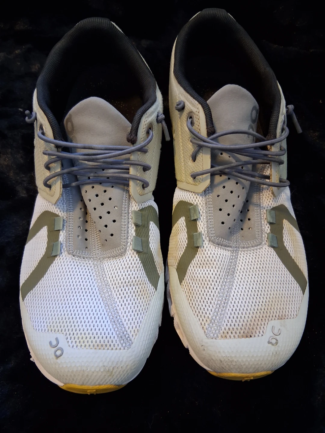 On Cloud Running Shoes - photo 2