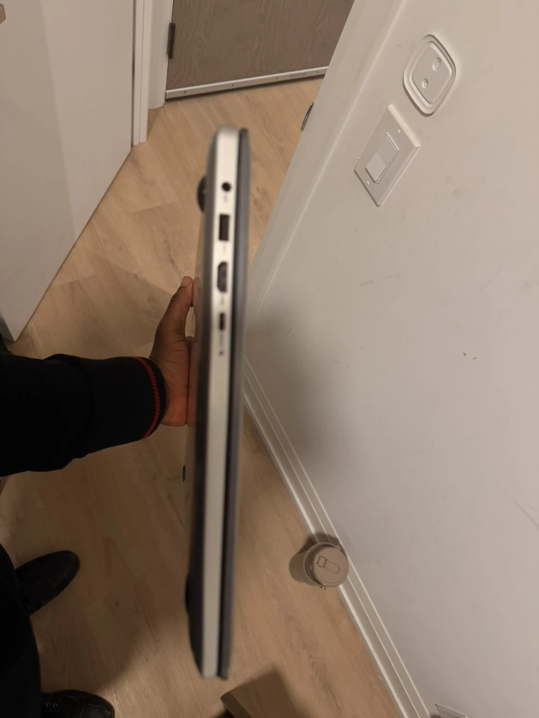 ASUS ZenBook Pro Laptop - Urgent Sale - photo 4