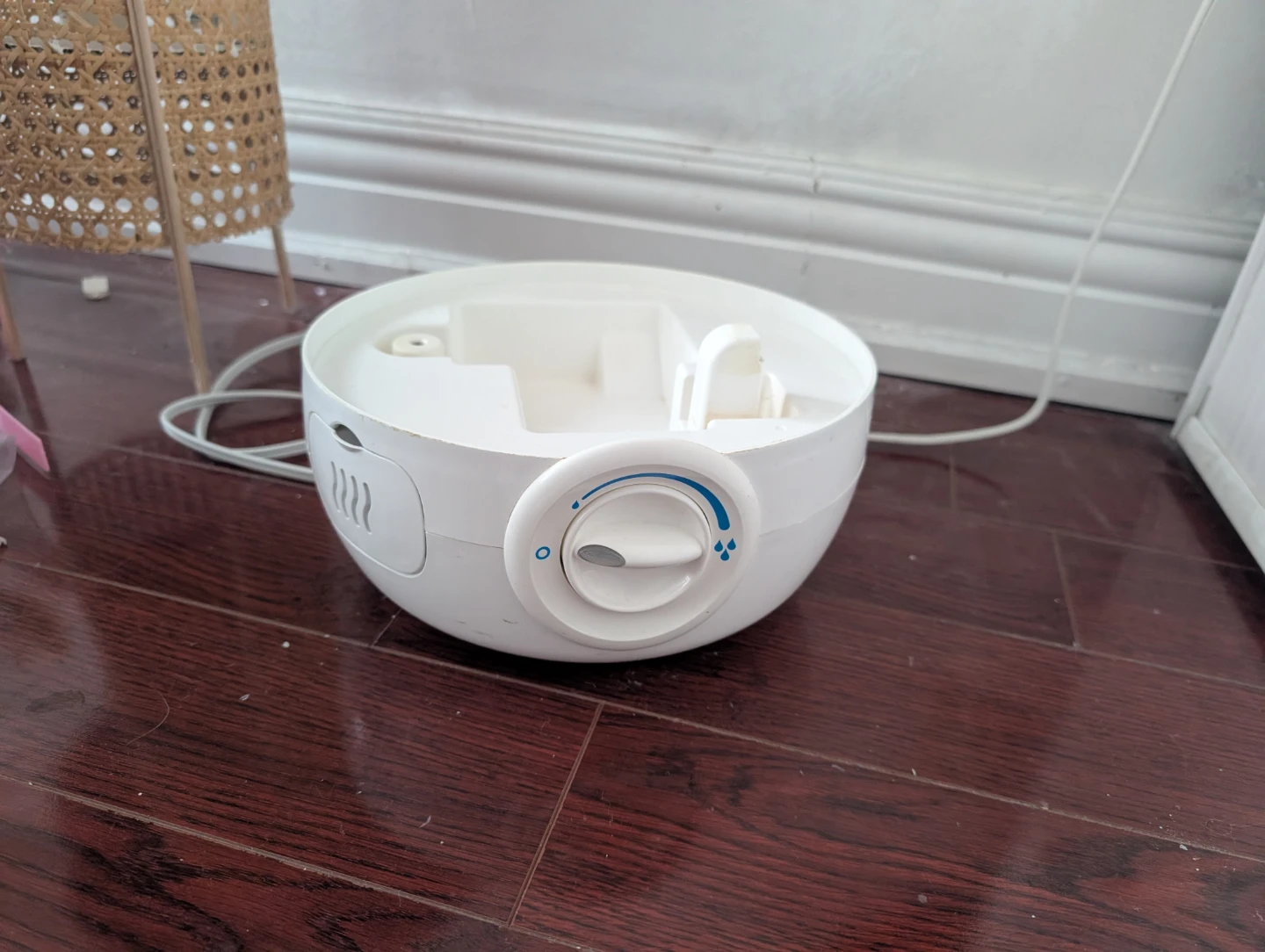 Vicks Humidifier - photo 3