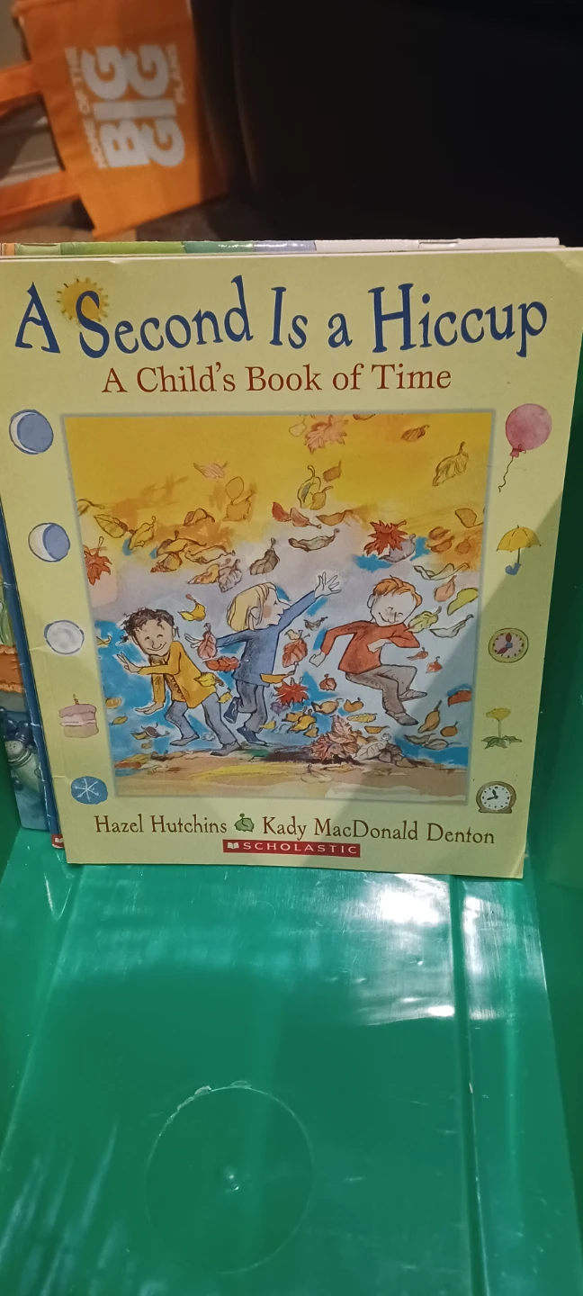 Box of children's books - photo 2