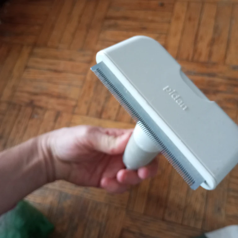 Pidan Pet Hair Remover Brush - photo 3