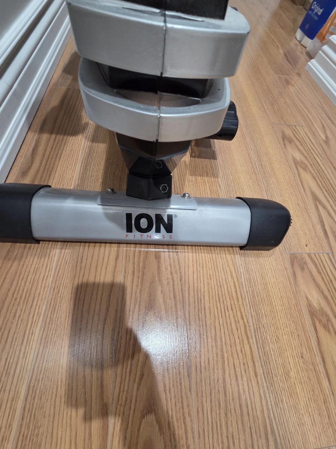 ION FITNESS 300 Home Trainer Elliptical - photo 2