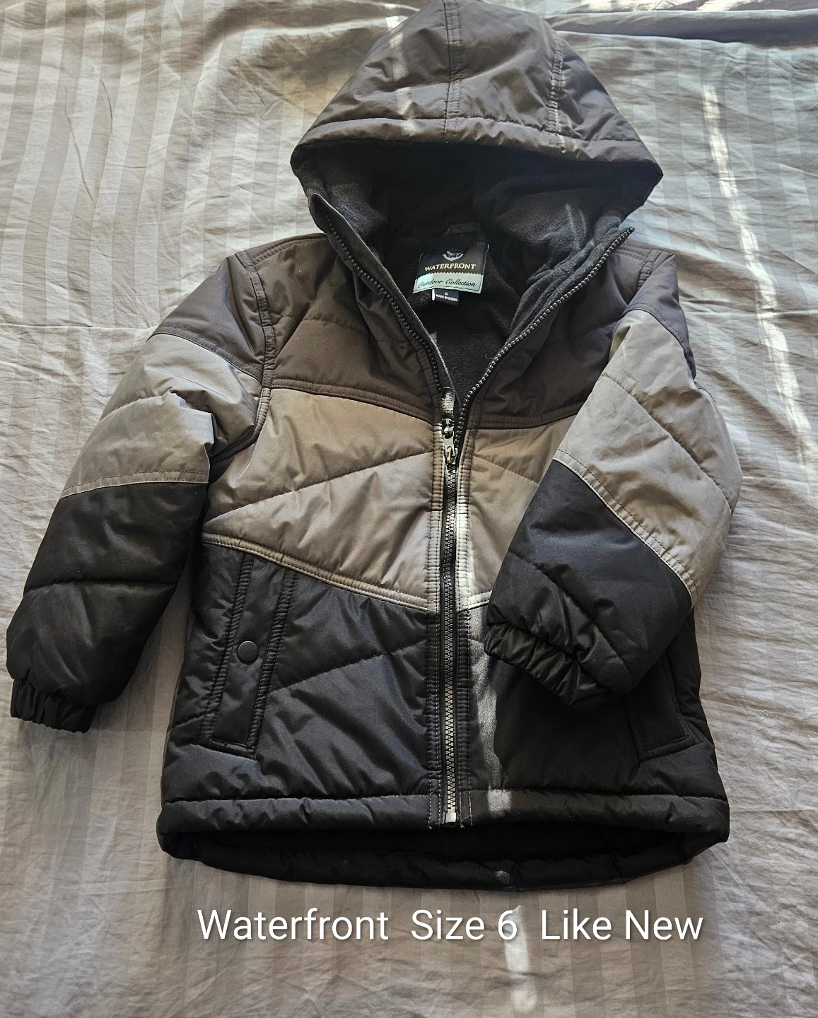 Boys Weatherfront Jacket Size 6
