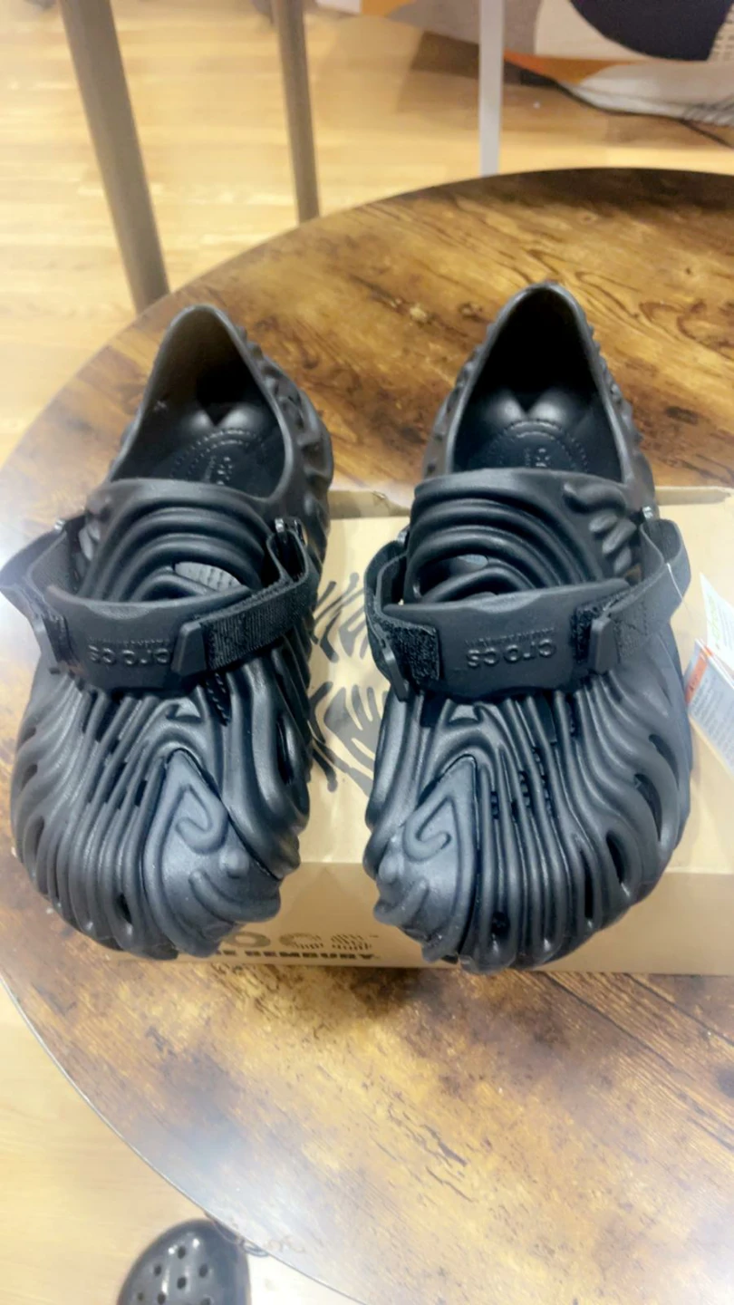 Crocs Salehe Bembury Pollex Clogs - Black - photo 2