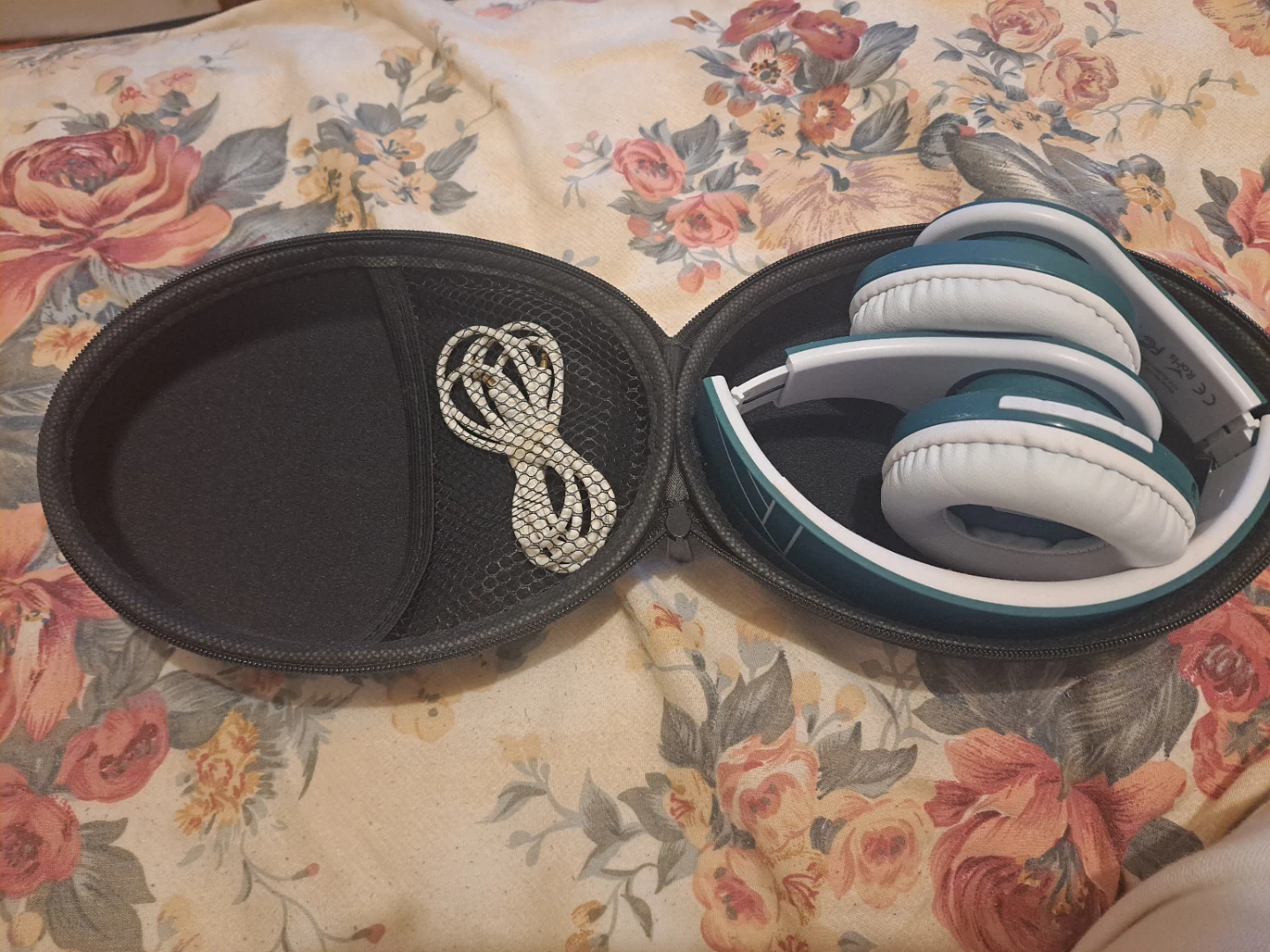 PowerLocus Bluetooth Headphones