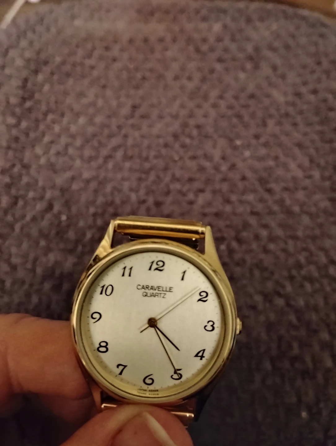 VINTAGE 1980'S CARAVELLE BY BULOVA GOLD TONE WATCH - photo 2