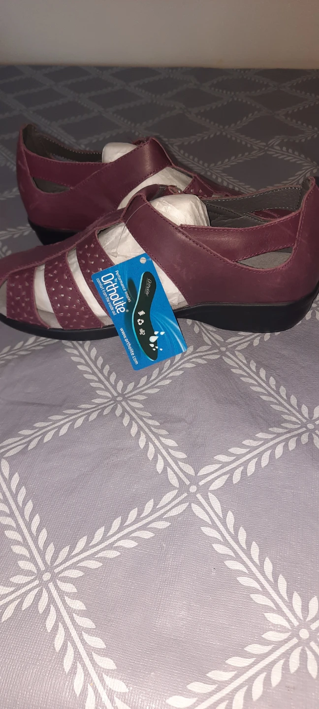 Propét Burgundy Leather Sandals - photo 3