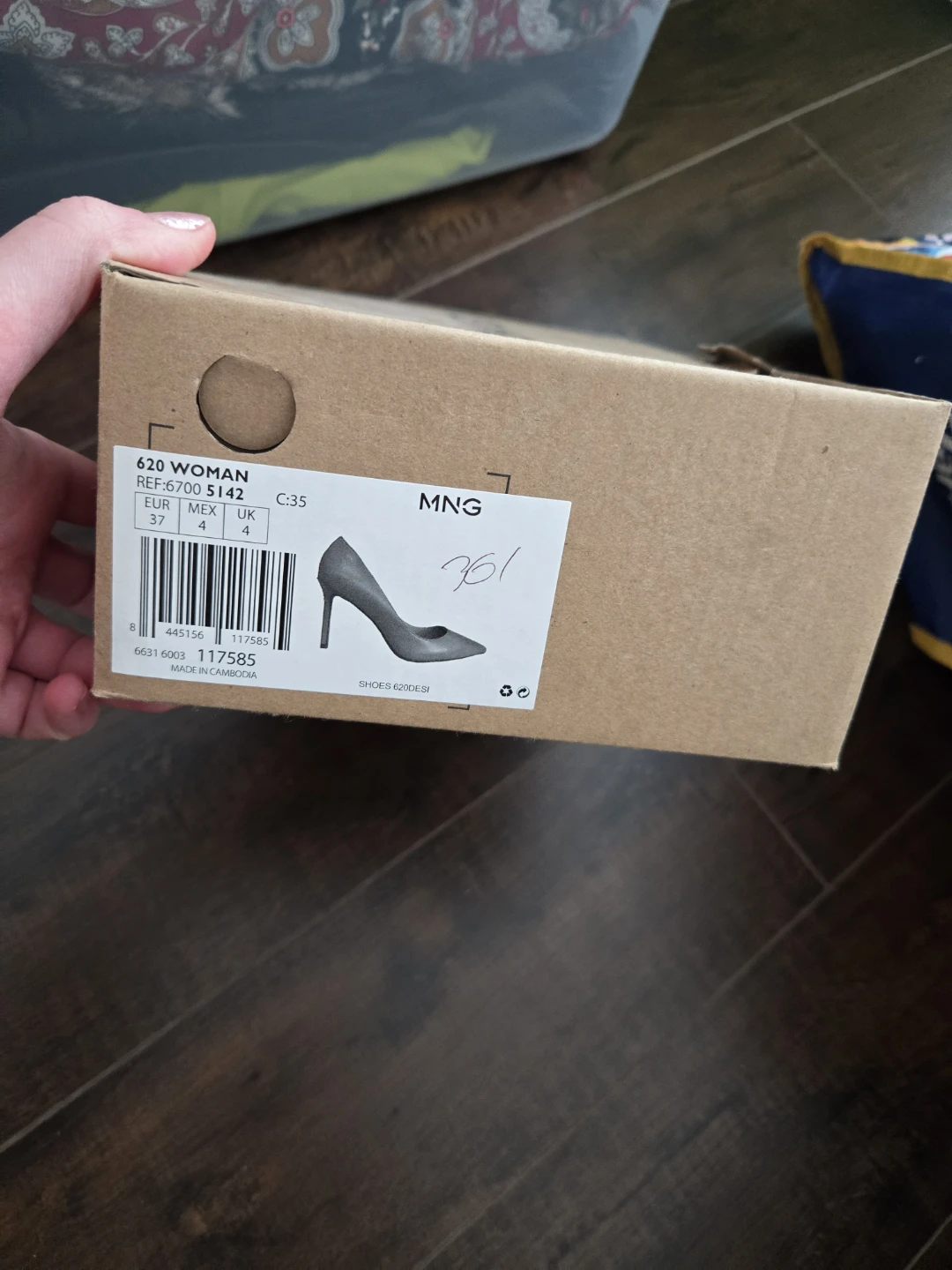 MNG Women's Beige Leather Pumps - photo 2