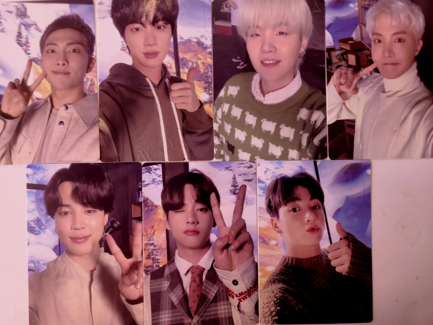 Official BTS 2021 Holiday Collection Little Wishes Photo Cards - photo 3