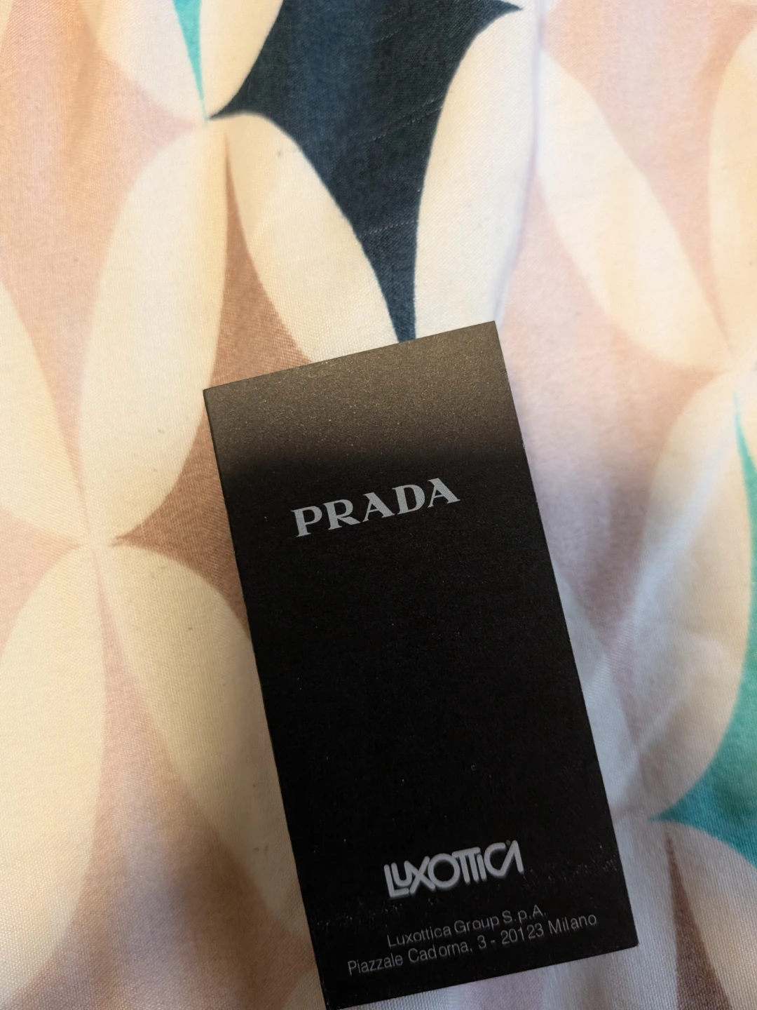 Prada Black Sunglasses with Box and Authenticity Card - photo 4