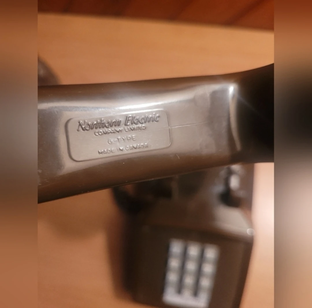 Vintage Push Button Telephone - photo 3