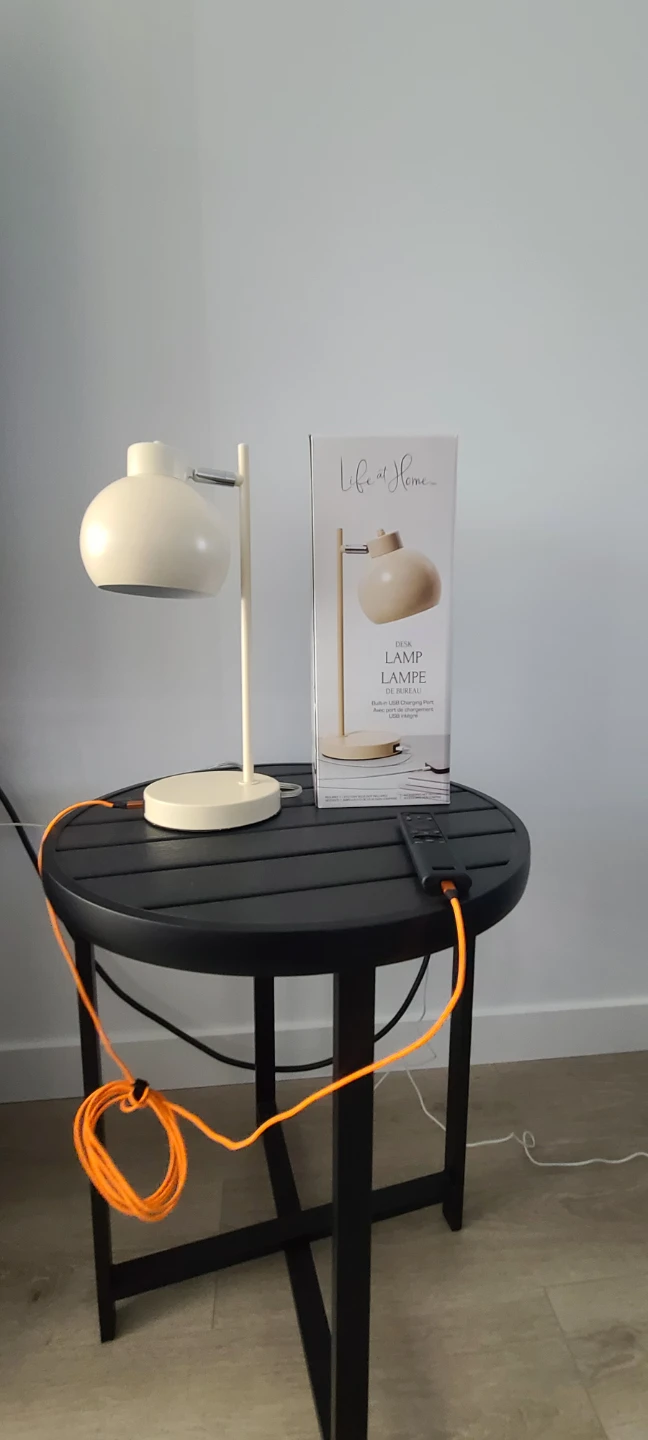 Life at Home Desk Lamp with USB Charging Port - photo 5