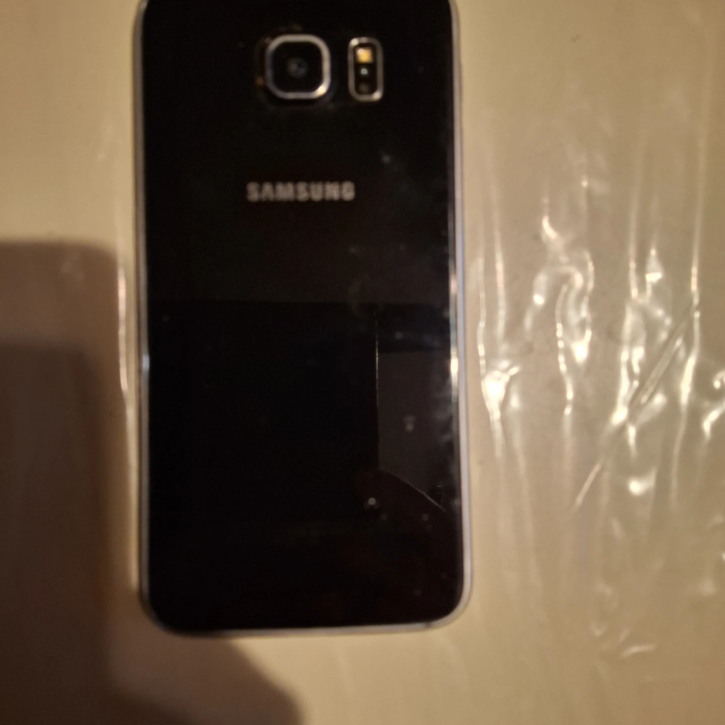 Samsung Galaxy S6 - photo 2