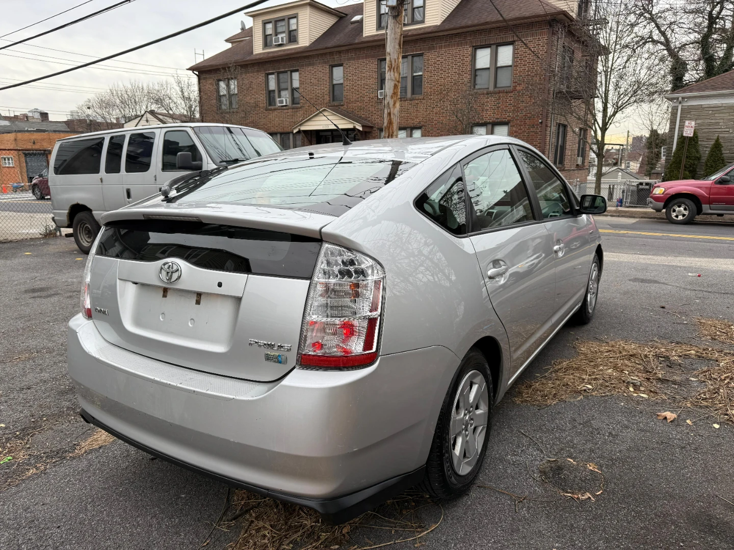2007 Toyota Prius Advanced Hatchback - photo 3