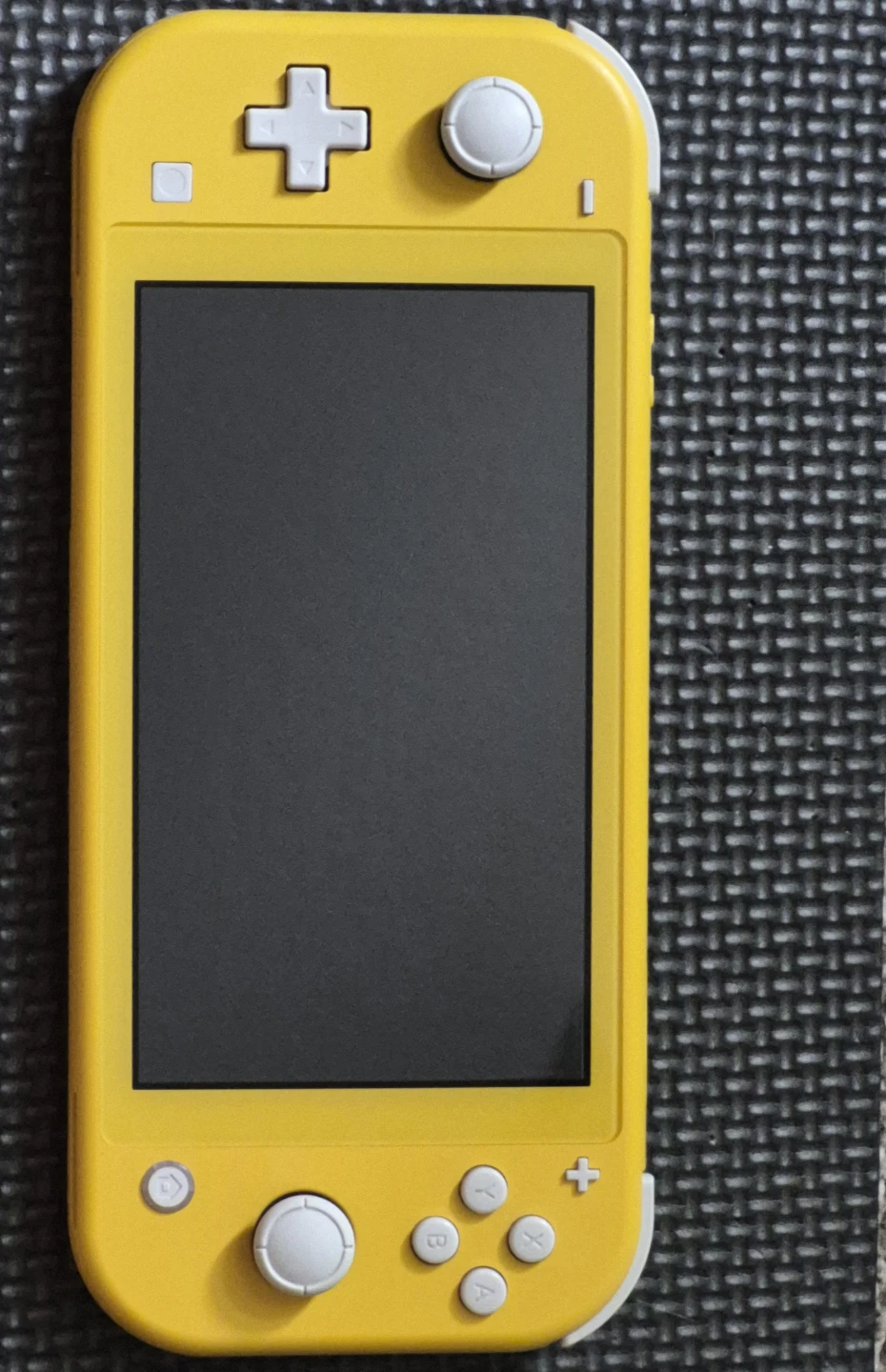Nintendo Switch Lite yellow