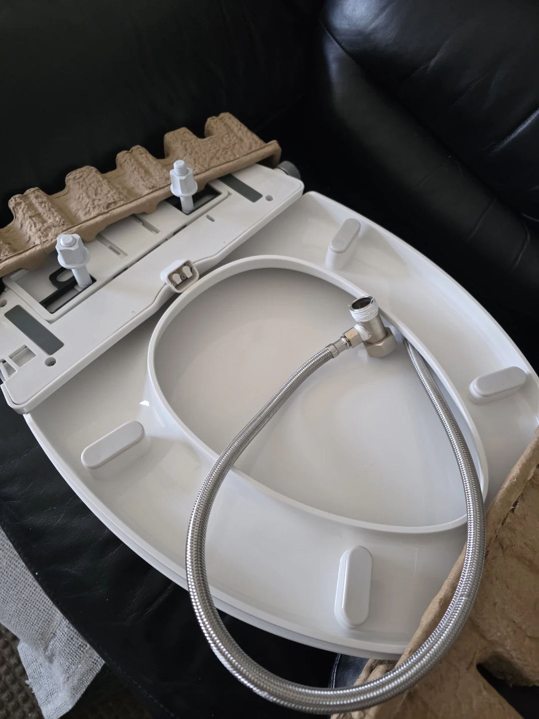 Brondell SWASH CL99 Non-Electric Bidet Toilet Seat - photo 2