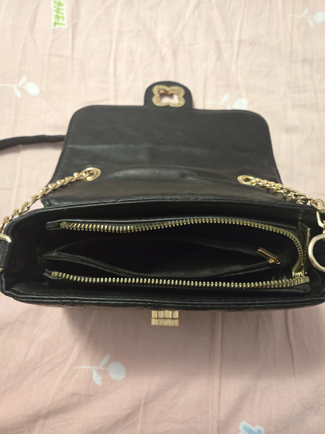 Black Quilted Chain Purse - photo 3