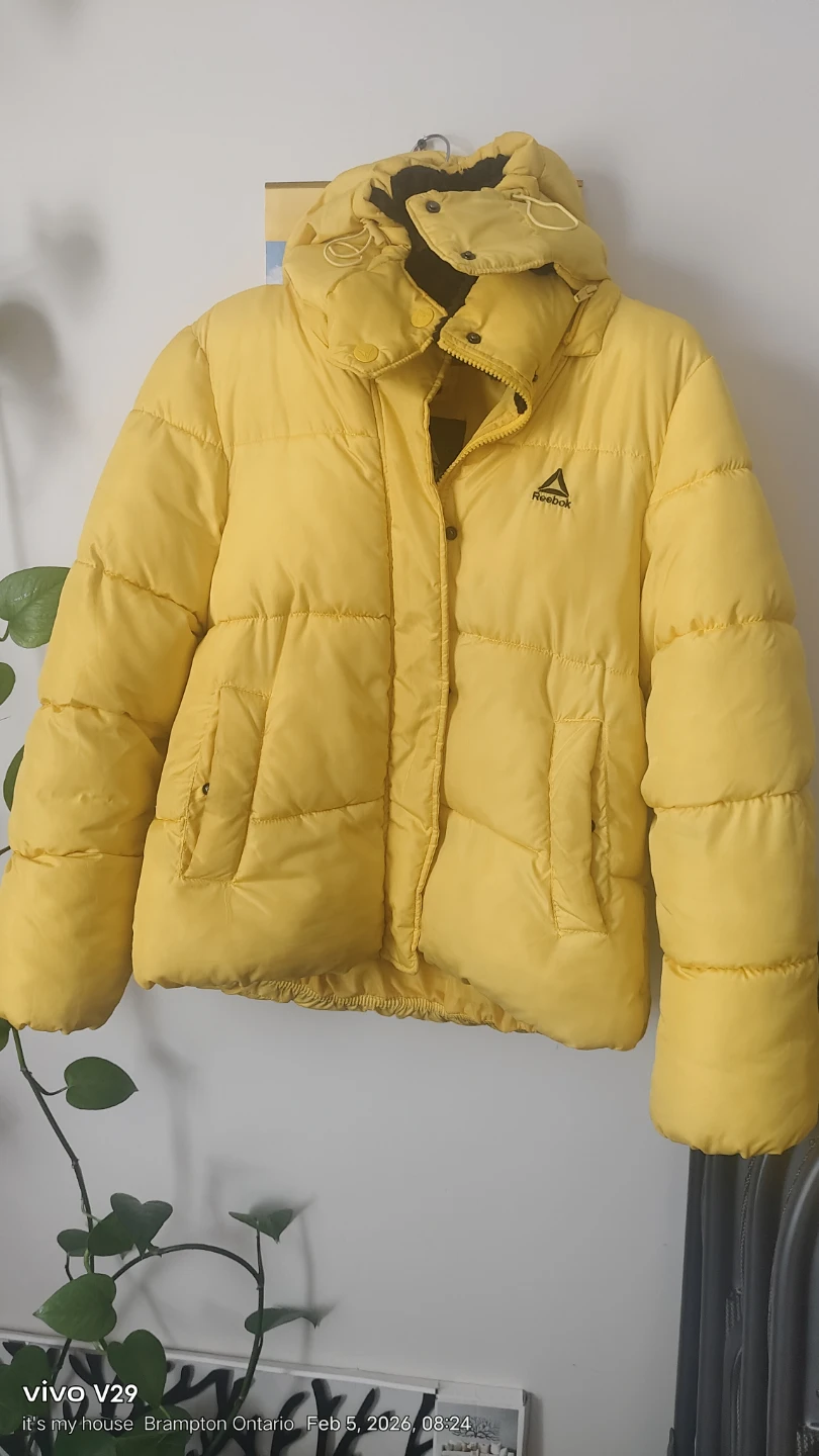 Reebok Puffer Jacket - Yellow - S/P - photo 3