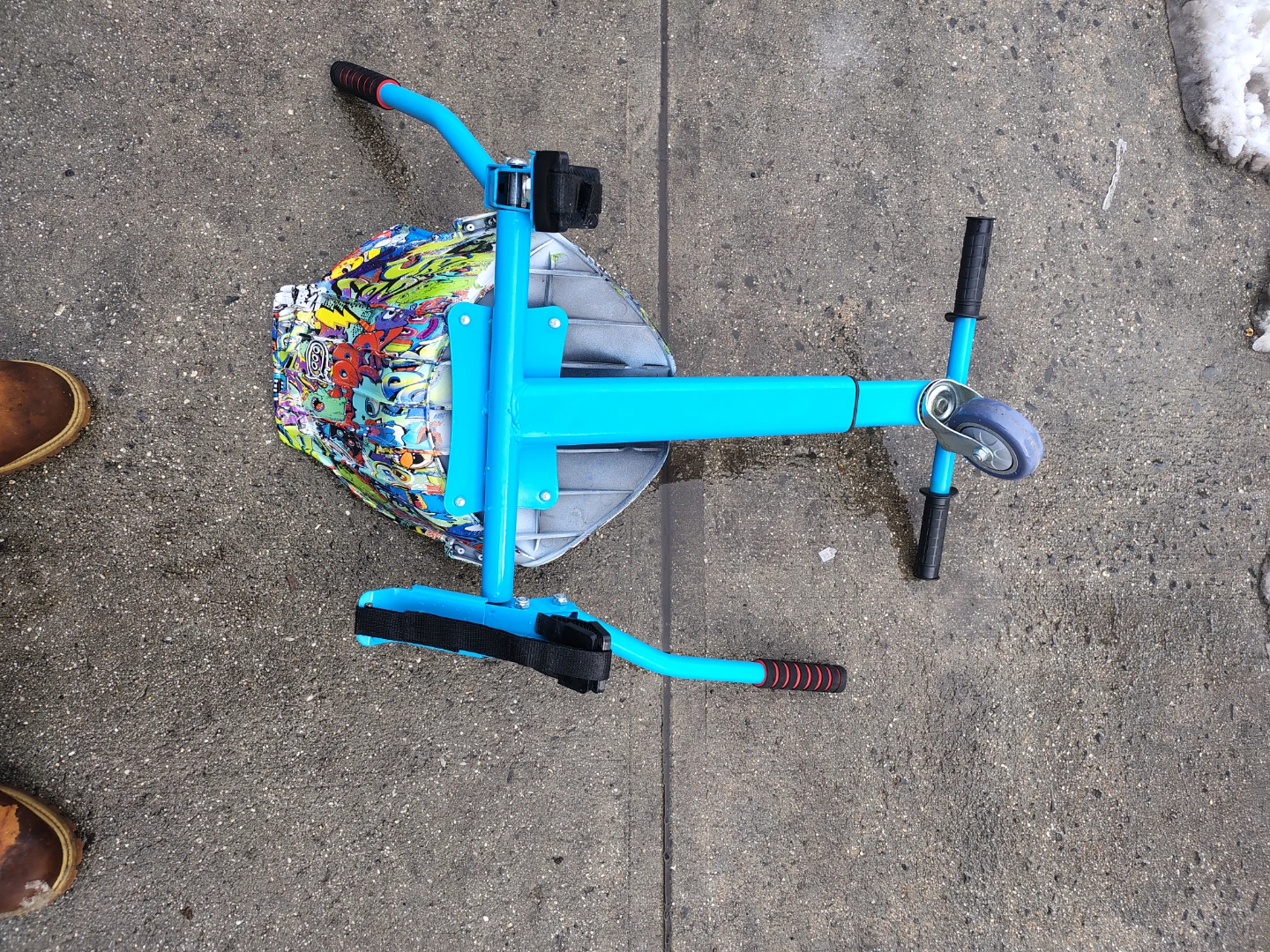 Blue Ride-On Scooter with Monster Graphics - photo 3