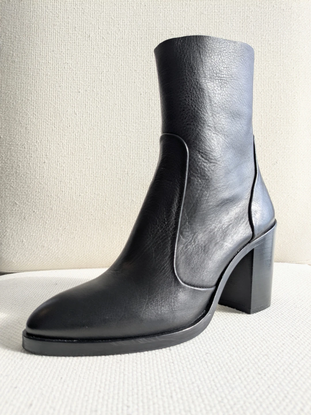 Black Leather Ankle Boots – L’INTERVALLE (Size 36 / US 6)