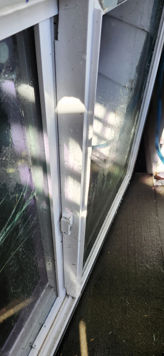 Large energy saver window - Unused, mint condition - 8' x 3' - photo 5