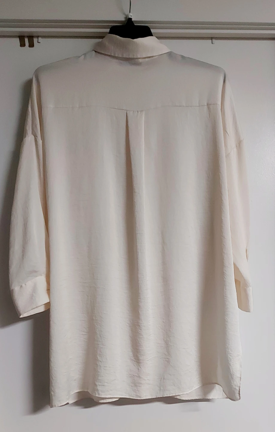 ZARA Women's Cream Long Sleeve Button-Up Shirt