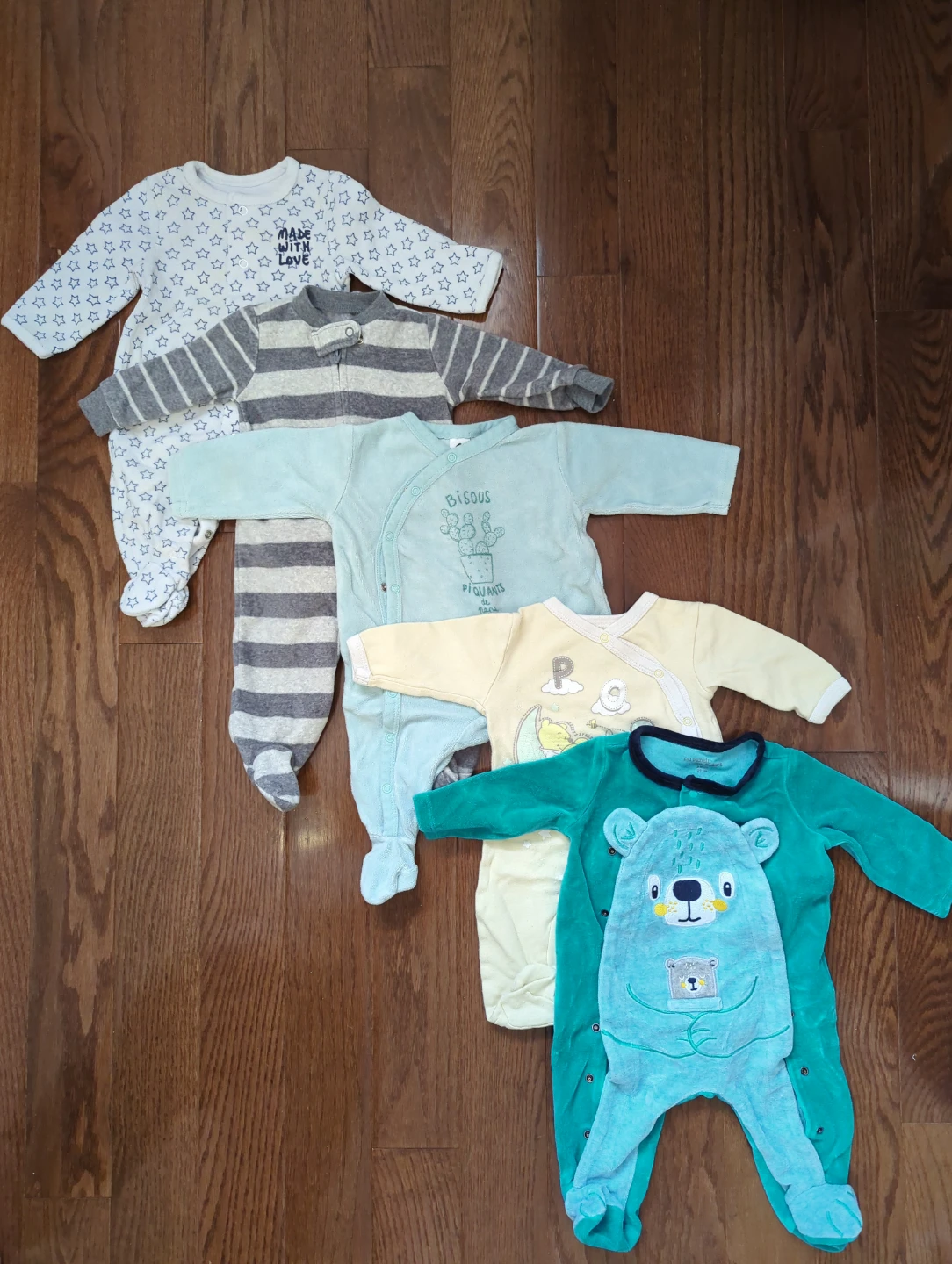 Bundle of baby pyjamas 0-3 months - photo 3