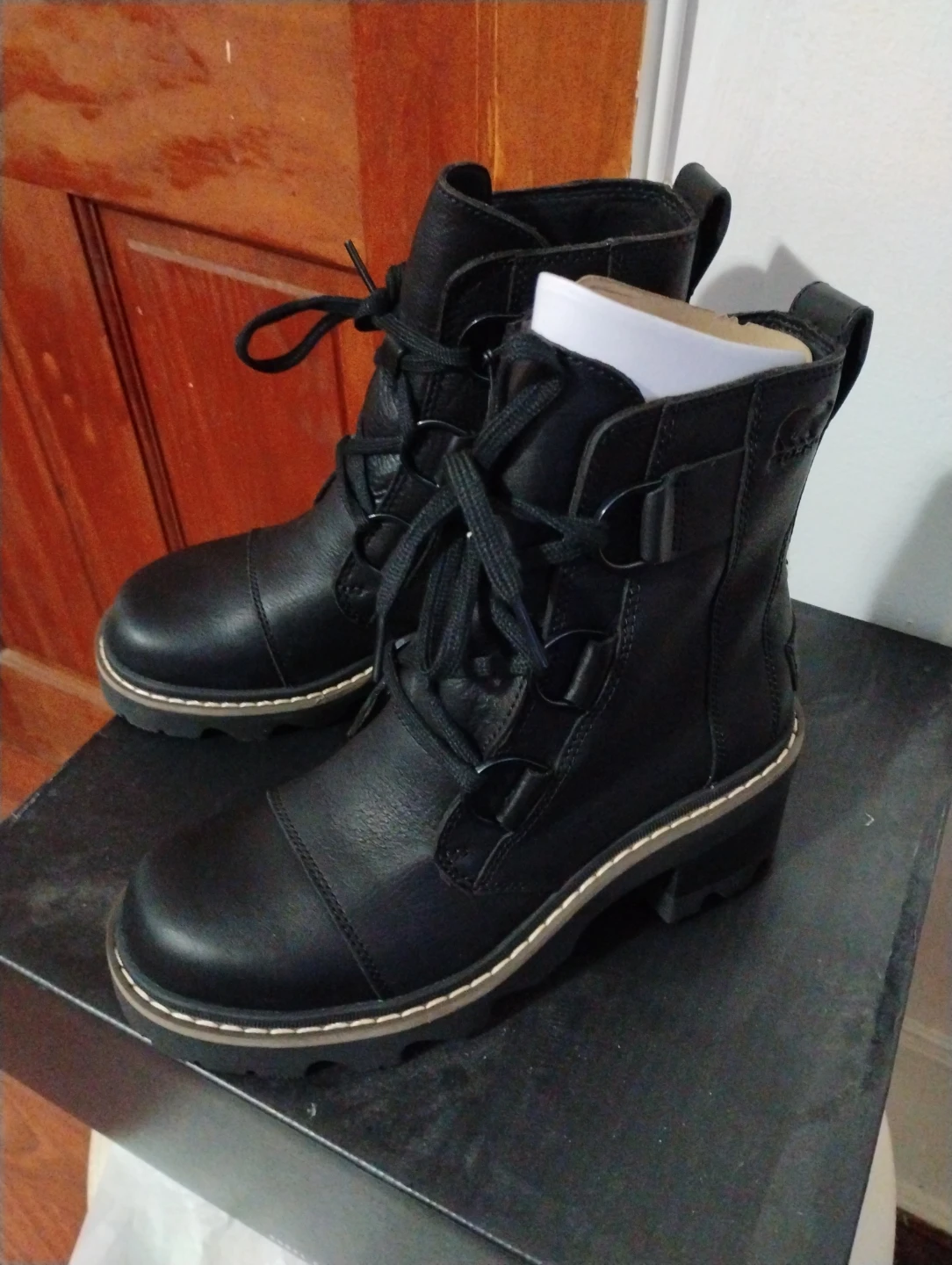 "Sorel Women's Black Leathe Boots