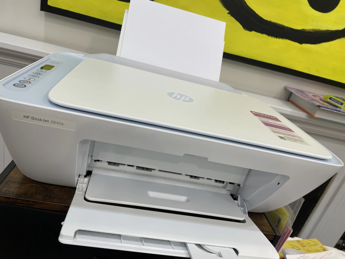 HP DeskJet 2842e  Like New - photo 2