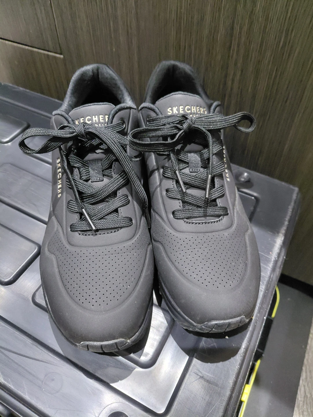 Skechers Black Air Cooled Ladies Size 10 Shoes - photo 4