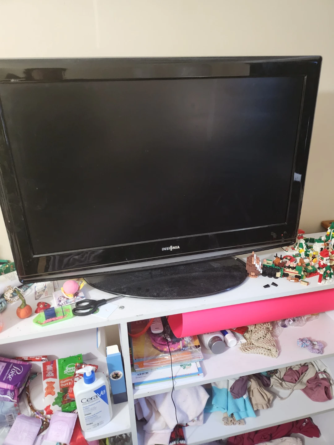 Insignia Black Flat Screen TV