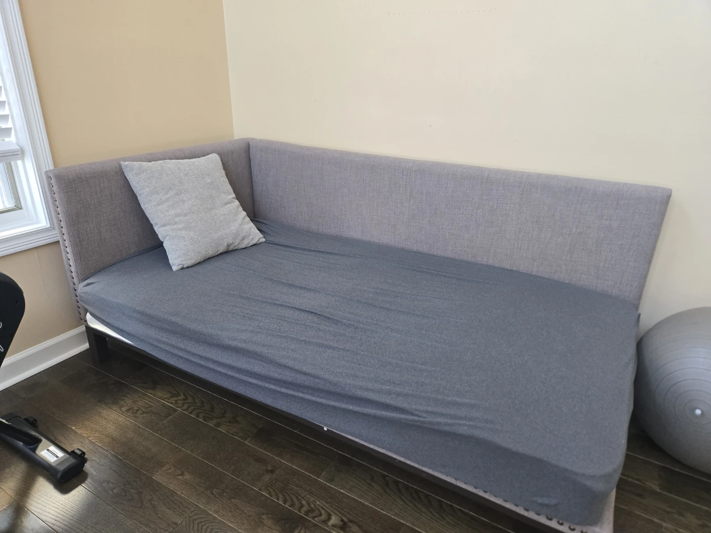 Grey Twin Daybed with Headboard