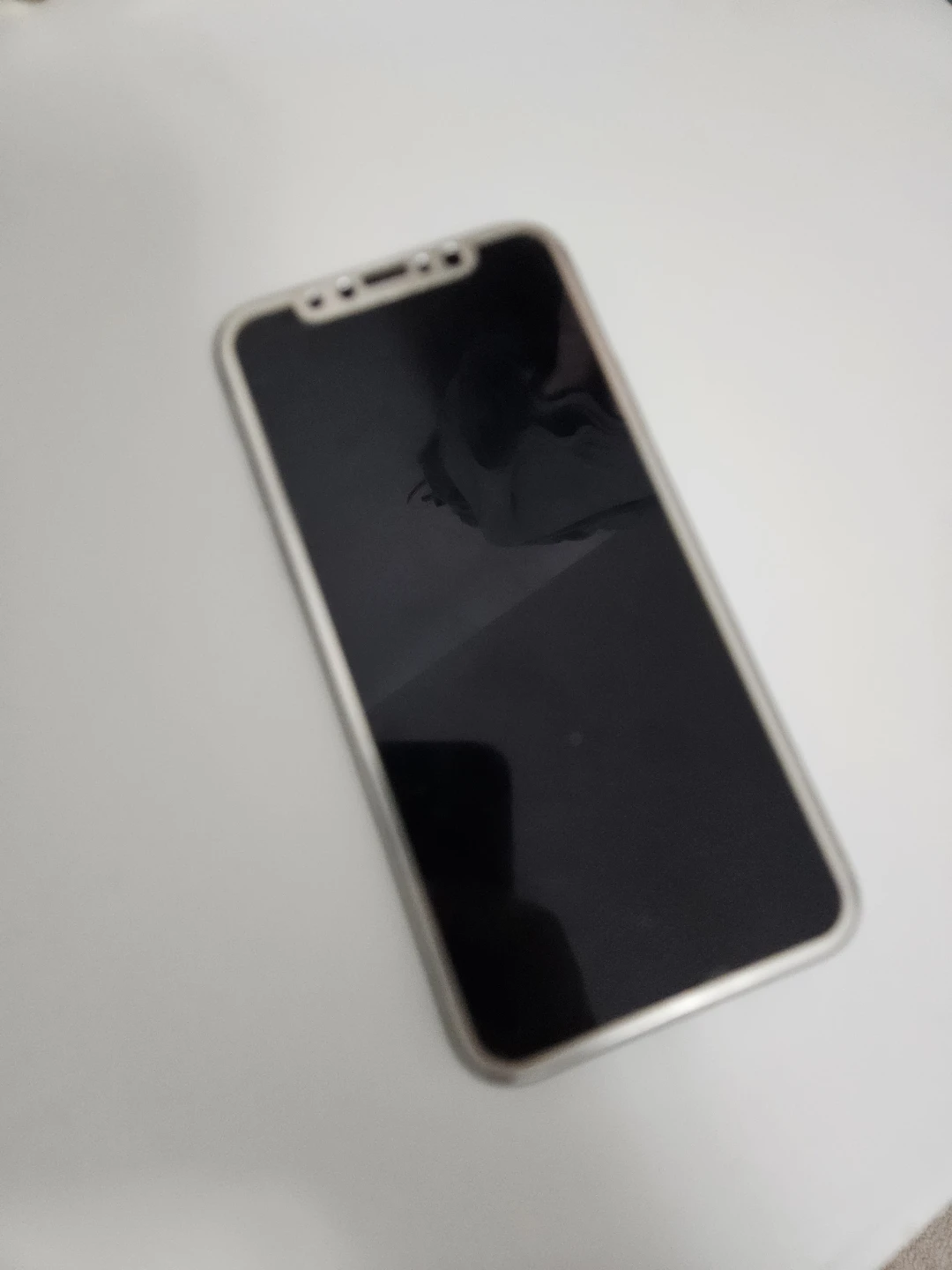 IPhone XS - 256GB (White Color)