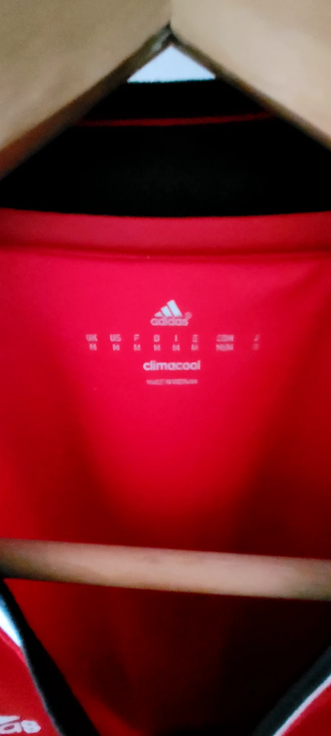 Manchester United 2015 Authentic Home Kit - Size M (Men's) - photo 2