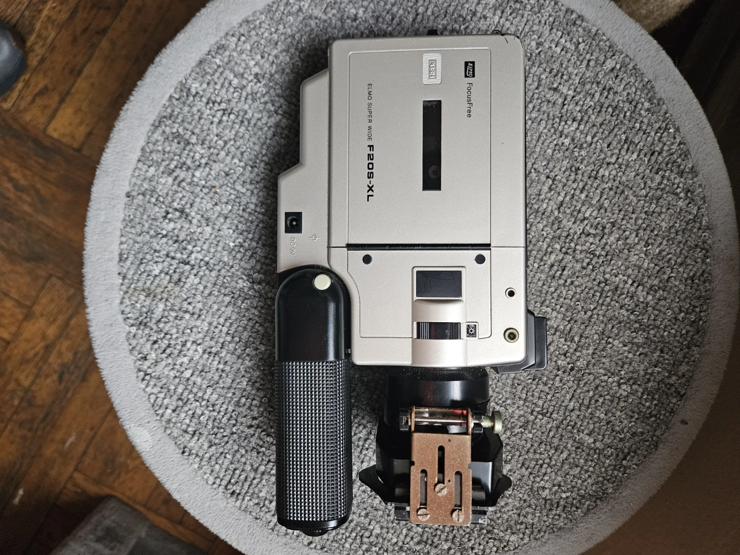 Elmo Super 8 F206-XL Film Camera - photo 2