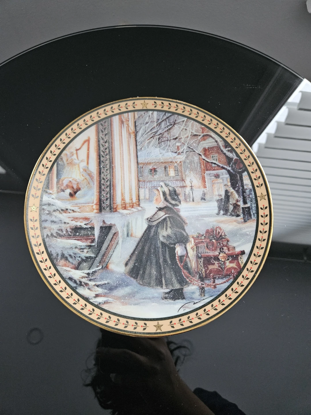 Trisha Romance Collectible Plates - photo 3