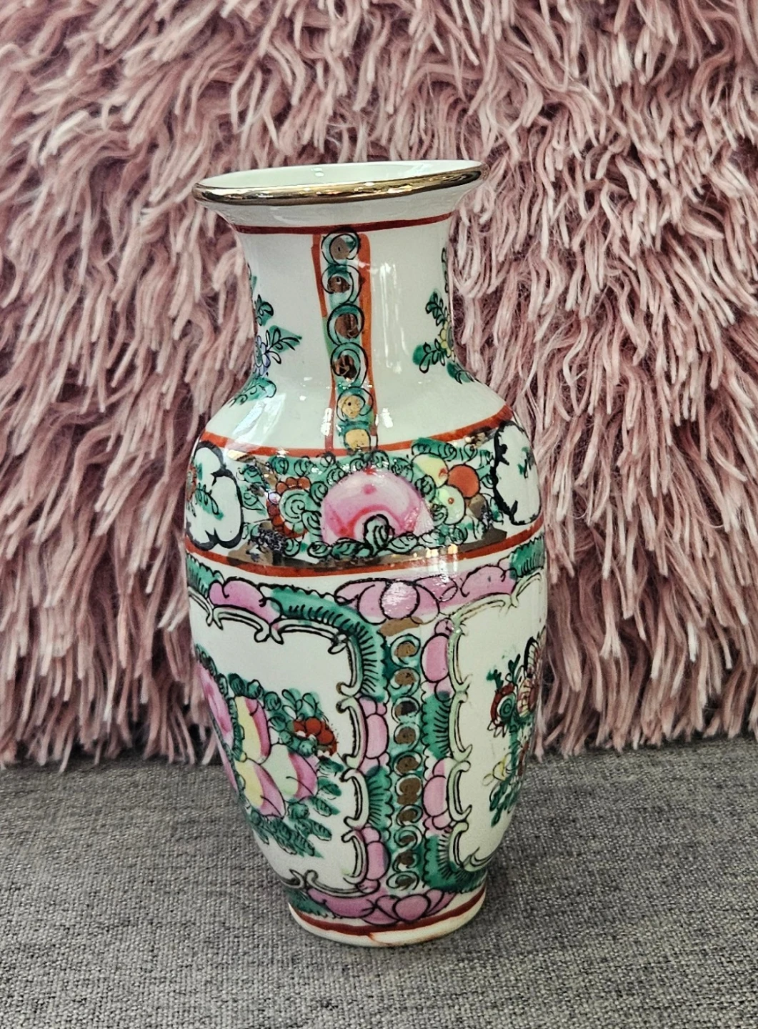 Vintage Chinese Famille Rose porcelain Vase