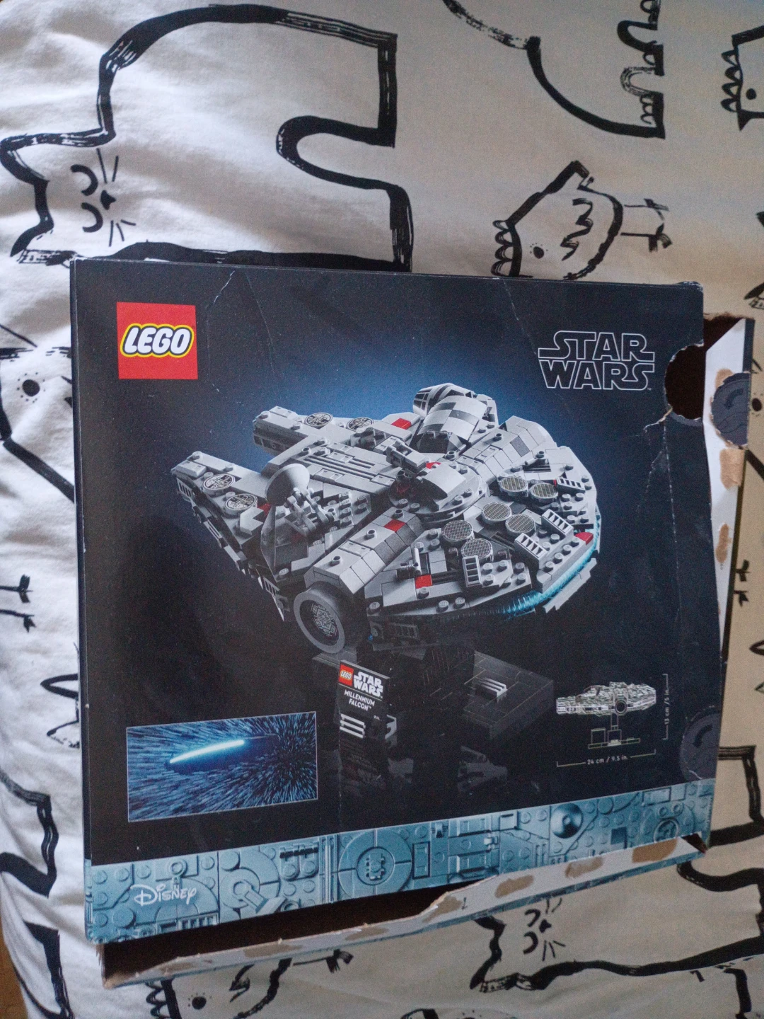 LEGO Star Wars Millennium Falcon Set