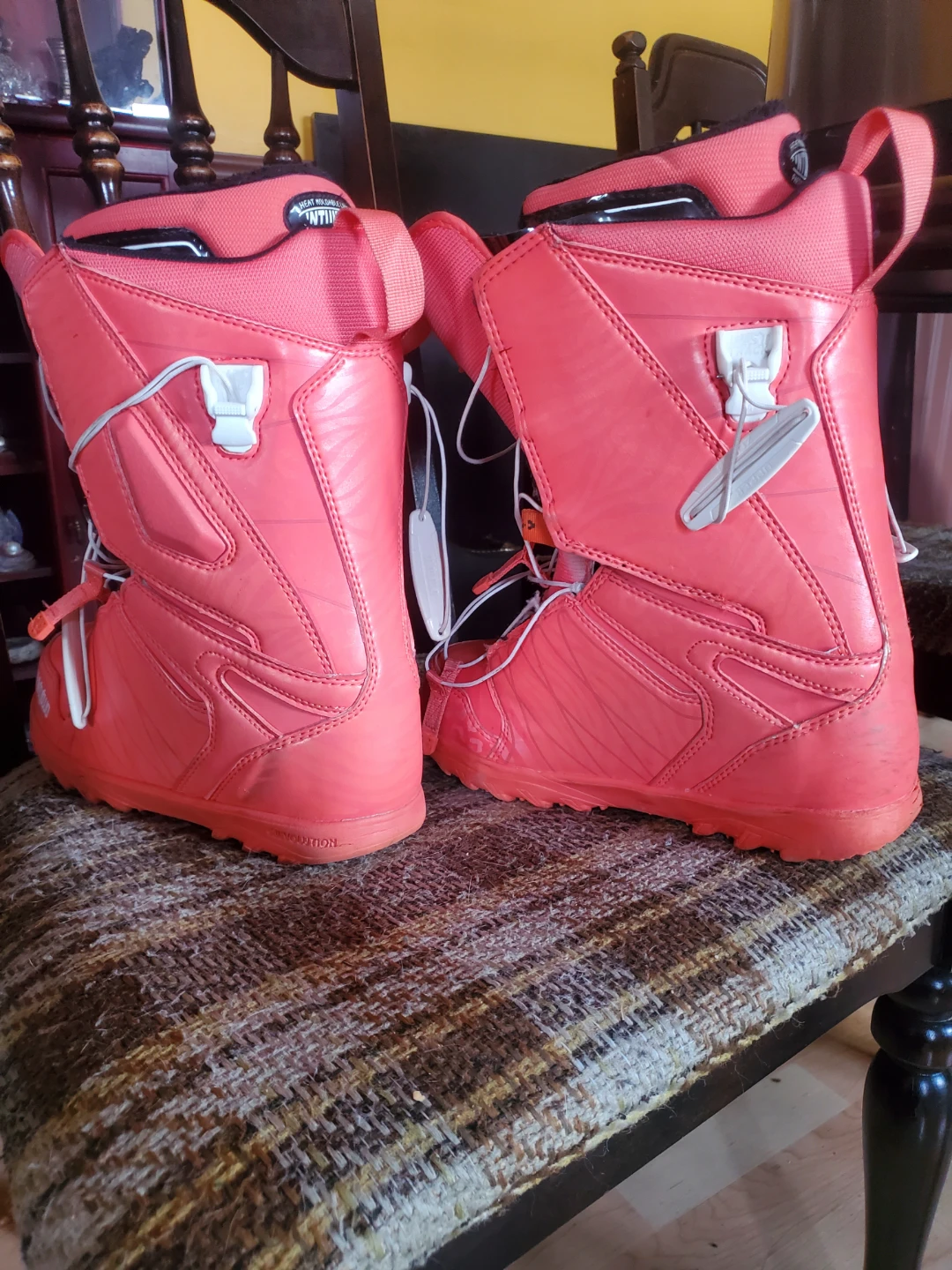 ThirtyTwo Snowboard Boots - Coral Pink - photo 3