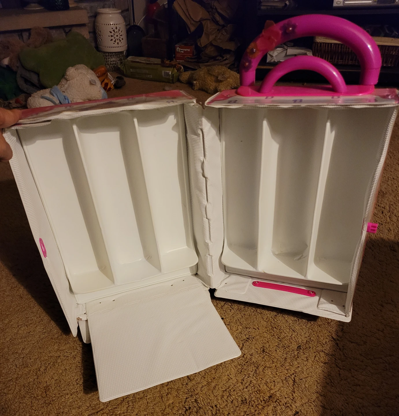 Barbie Toy Suitcase - photo 2