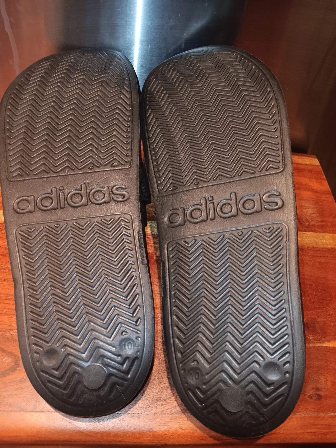 Adidas Cloudfoam Black Slides Size 10 - photo 2
