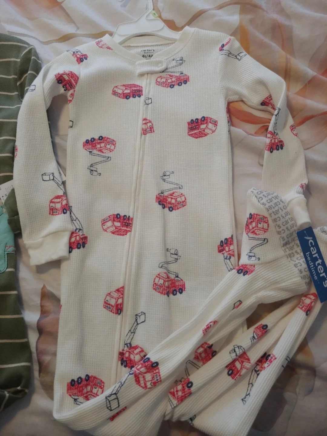 Set of 2 New Carter's 4T Pajamas - photo 3