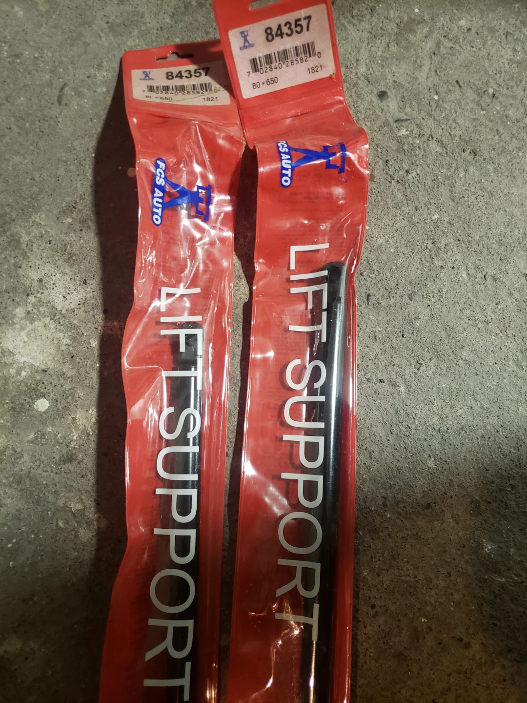 Ford focus Trunk Lift Supports