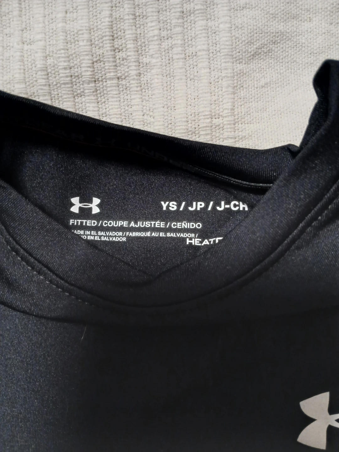 Kids small Under Armour Athletic Compression T-Shirt - photo 2
