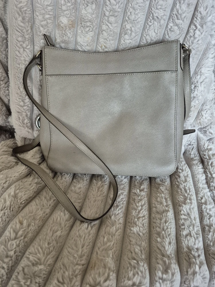 Michael Kors Grey Leather Jet Set Purse - photo 3