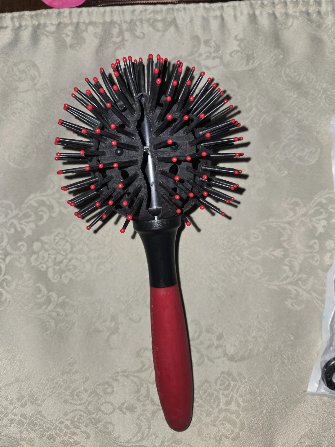 dog car belt + brush 2 for $5 - photo 3