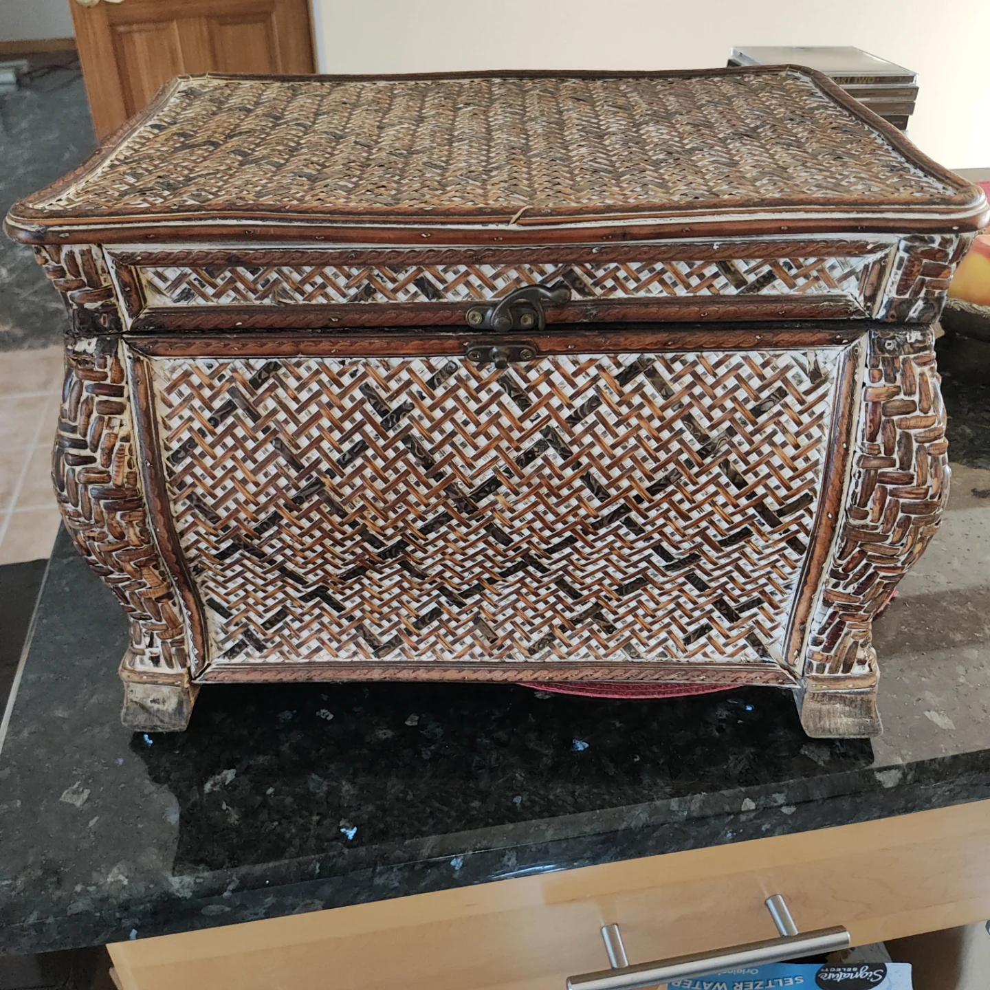 Decorative Wooden Storage Chest - photo 3